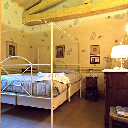 Salaiole Villa *
