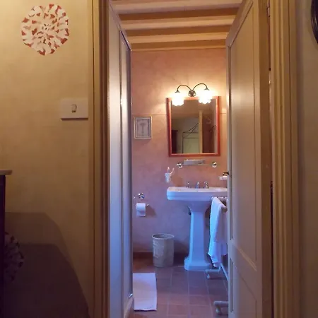 Salaiole Villa *