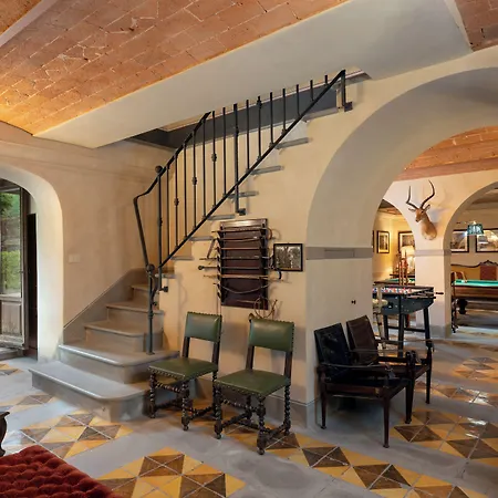 Salaiole Villa *