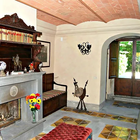 Salaiole Villa *
